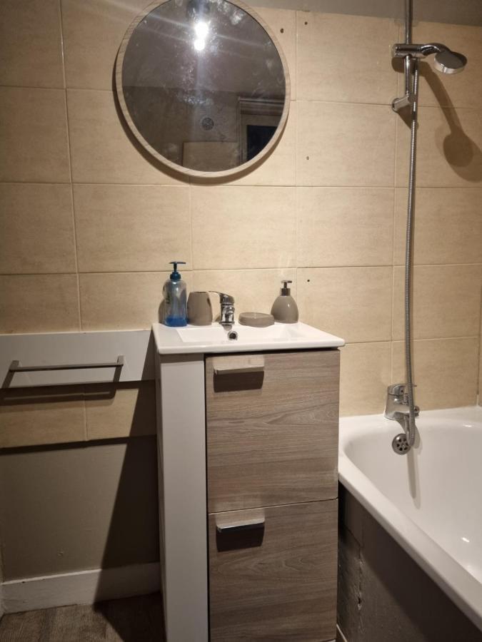 Appartement De La Rose รูออง ภายนอก รูปภาพ